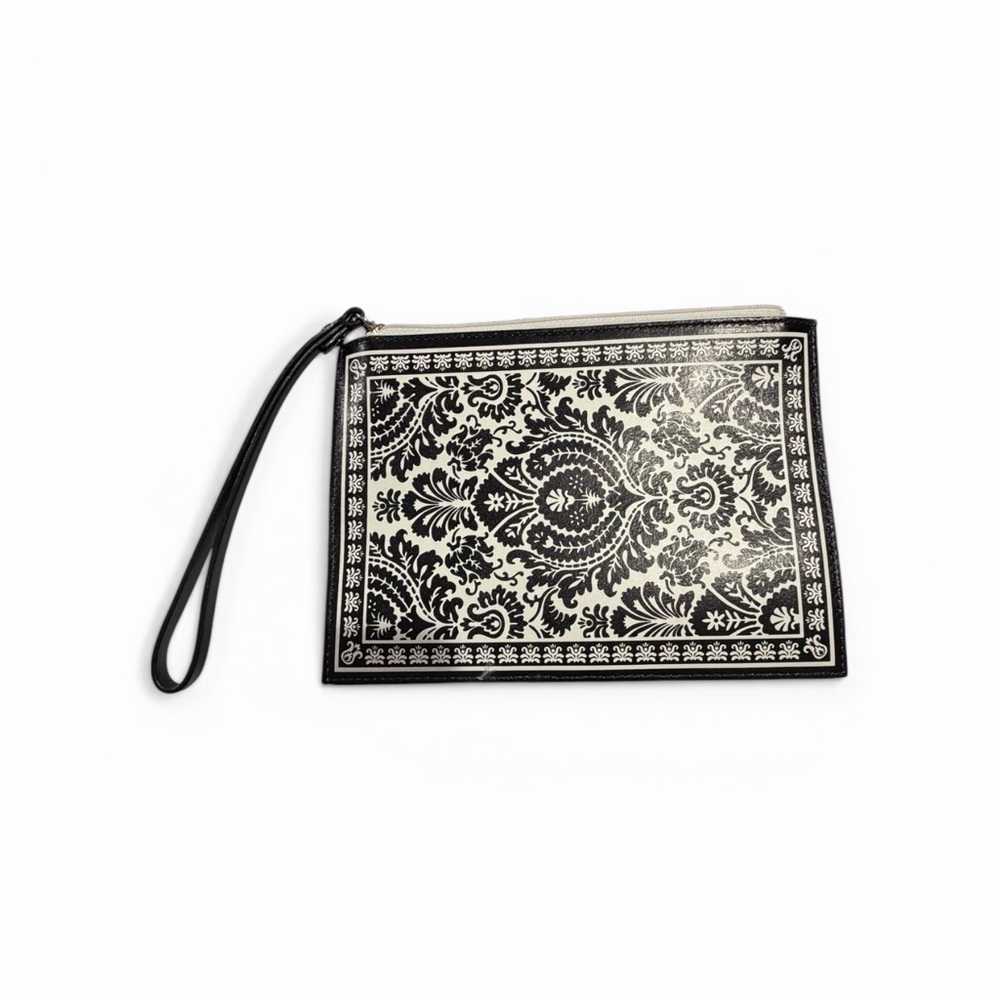 Kate Spade Taft Street Harriet Queen of Spades Card Wristlet - Picture 4 of 5